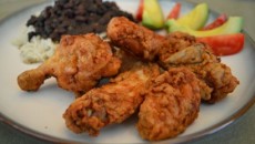 Cocina Criolla is back with a new video and a family recipe for chicharrones de pollo. Photo by Marrin Watts