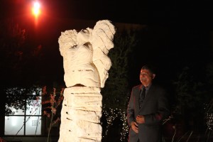 Eliseo Medina with his creation "The DREAMer"